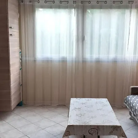 Proche Port Et Plages, Piscine Apartment *